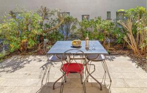 2 Bedroom Lovely Home In Saint-Laurent-De-La-Ca