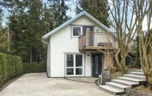 2 Bedroom Gorgeous Home In Åkersberga - Brottby