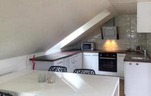 2 Bedroom Gorgeous Home In Åkersberga