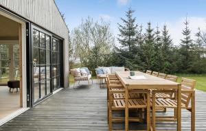 3 Bedroom Ocean Front Home In Hals