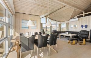 Holiday Home Hjørring With A Fireplace 09