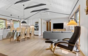 Amazing Home In Farsø With Wifi