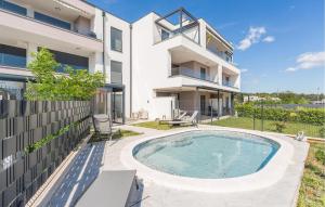 Awesome Apartment In Novigrad With Wifi