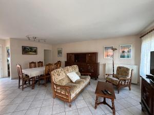 Maisons de vacances Maison T3 a Arcachon, proche plage et centre, 2 chambres, terrasse avec BBQ - FR-1-319-551 : photos des chambres