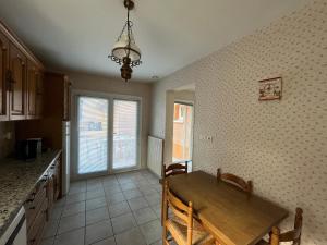 Maisons de vacances Maison T3 a Arcachon, proche plage et centre, 2 chambres, terrasse avec BBQ - FR-1-319-551 : photos des chambres