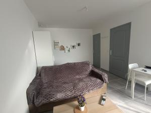 Studio paisible bien situé au rez de chaussée.