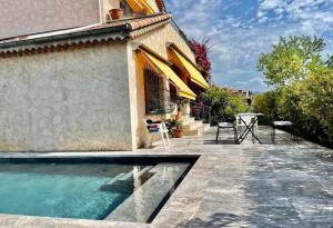 Villas Villa Lou Carou - Vue mer et Baie de Nice : Villa 3 Chambres