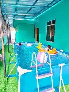 Homestay Hijau with Private Pool - Mentekab
