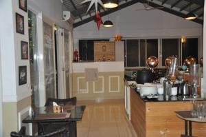 Pine Maderas by Embrace