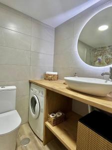 EL ESTUDIO DE LA PLAYA Holiday Rentals in BENALBEACH