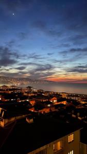 Şehir merkezinde site içerisinde lüks daire