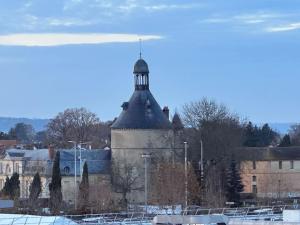 L’Appart : netflix box+parking.Paris-Orly
