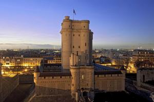 Studio cozy - Proche Paris, Métro, salles de concert et Disneyland