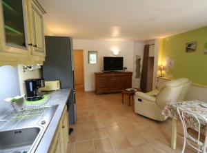 Gîte de charme avec Piscine dans le Luberon au Domaine Artemiss