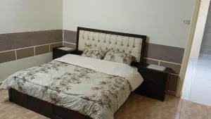 شقة الياسمين العائلية الفاخرة - El Buneiyat Shamaliah