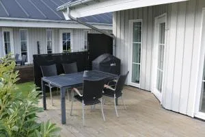 Skøn ferielejlighed midt i Marielyst by - Marielyst