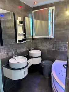 Cassis appartement vue mer balneo