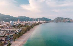 Patong Tower apartment by Lofty