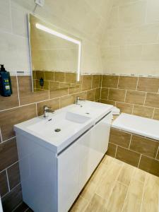 Hotels Le Clos Normand : Chambre Double - Vue sur Mer