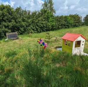 Chalets Le Woody Lodge, Large cottage with wooden deck and chalet with garden view next to Fontainebleau Forest : photos des chambres
