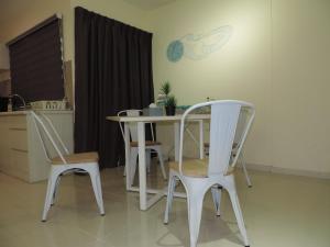 Marina Island Seaview Homestay