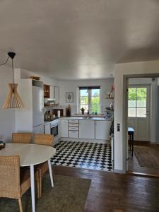 Lejlighed A med dejlig gårdhave på Thurø Kæledyr er IKKE gratis og skal tilføjes