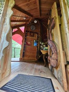 Campings Cabane Dans Les Arbres - Les Lutins : photos des chambres