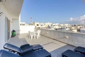 Mellieha 2 BDR Apartment Large Terrace & BBQ Area - Miżieb