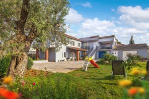 Apartman Tromba near the Sea