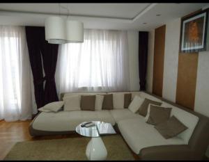 Lux Apartman 7
