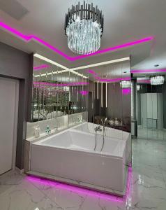 Apartament "Prezydencki Deluxe" Centrum z dużą wanną dla Dwojga