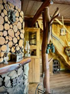 Leśna Chatka z prywatnym stawem, jezioro, sauna