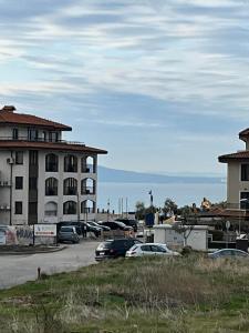 Луксозен Апартамент Анастасия-Сарафово на 150м от морето