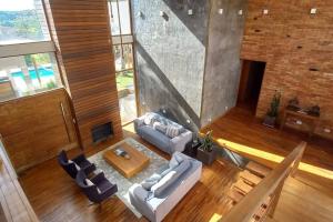 Casa Moderna e Equipada em Condomínio Fechado