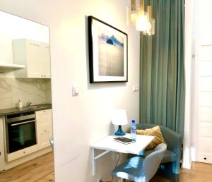 CitizenA Studio no smoking