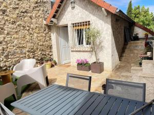 « La PETITE MAISON » ....Des grands espaces...