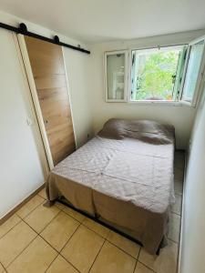 Appartements Charmant studio : photos des chambres