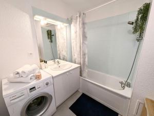 Appartements Reflet YourHostHelper : photos des chambres