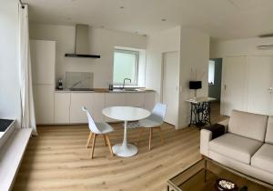 Appartements Petite maison au calme proche bourg : photos des chambres