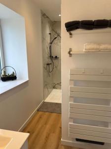 Appartements Petite maison au calme proche bourg : photos des chambres