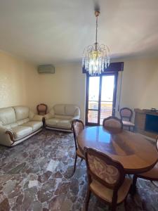 Raos airport apartment