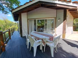 Maisons de vacances Bois d-ete : photos des chambres