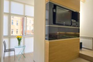 Studio with spa at Mykhailivskyi In