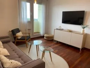 V&B VACACIONAL - Ongayo