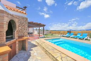 Villa el Castillito Beachfront Villa