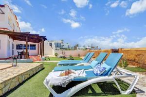 Villa el Castillito Beachfront Villa