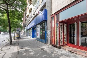 Ultra Central - NEW - Comfy Studio