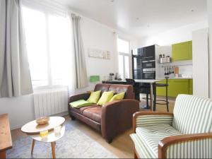 LE COUTURIER - Hyper Centre - Rez de Chaussée - Prox Thermes