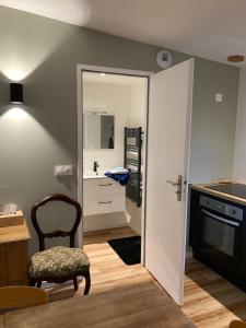 Maisons d'hotes Atelier du 6 : Chambre Double - Vue sur Jardin