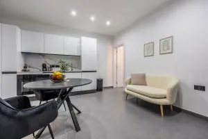 Paris House - New one bedroom apartment - Taʼ Ċantar